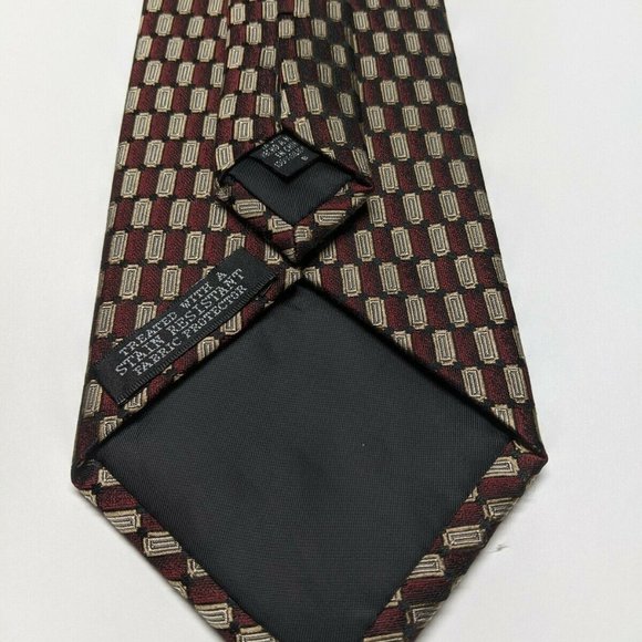 Van Heusen Geometric Silk Necktie - Picture 5 of 5